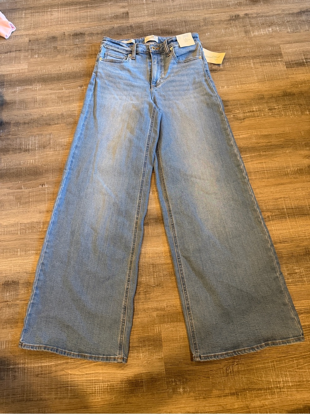 Universal Thread Light Blue Wide-Leg Flare Jeans